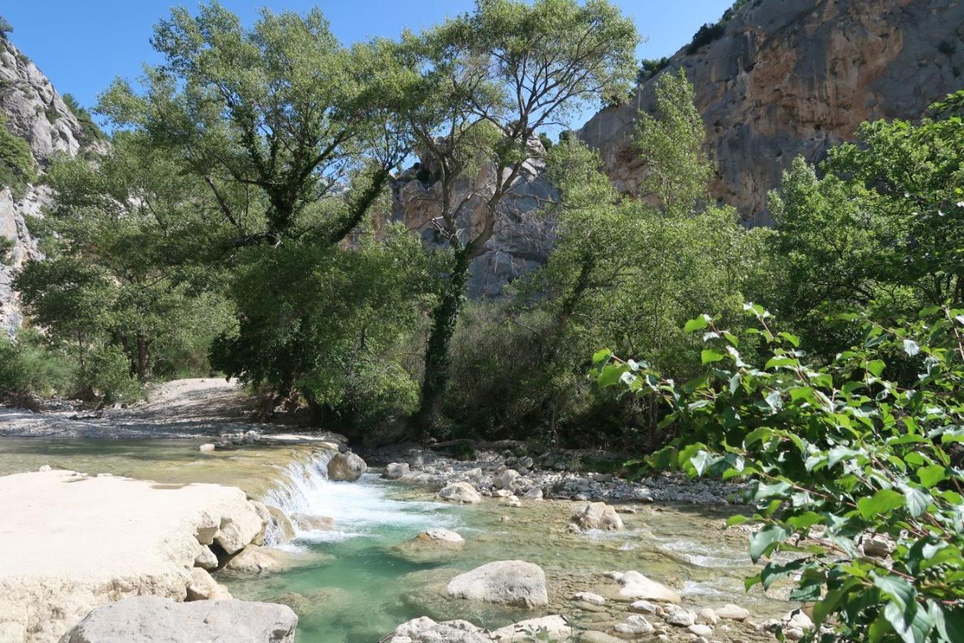 La Terrasse D'Olea, Au Coeur Du Village Buis-les-Baronnies Eksteriør bilde